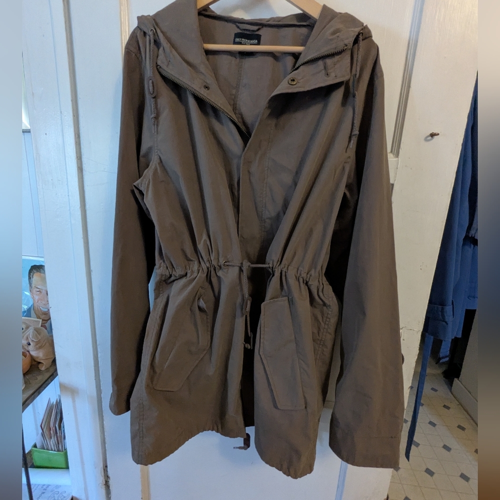 Obey Propaganda Women's Utility Jacket in Brown, Large (Shepard Fairey)